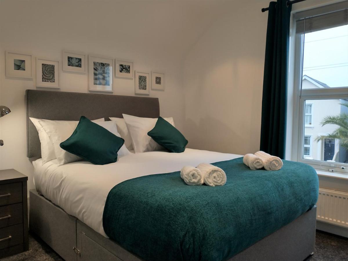 Chipad Duo - Comfy House With Parking And Garden Βίλα Τσίτσεστερ Εξωτερικό φωτογραφία