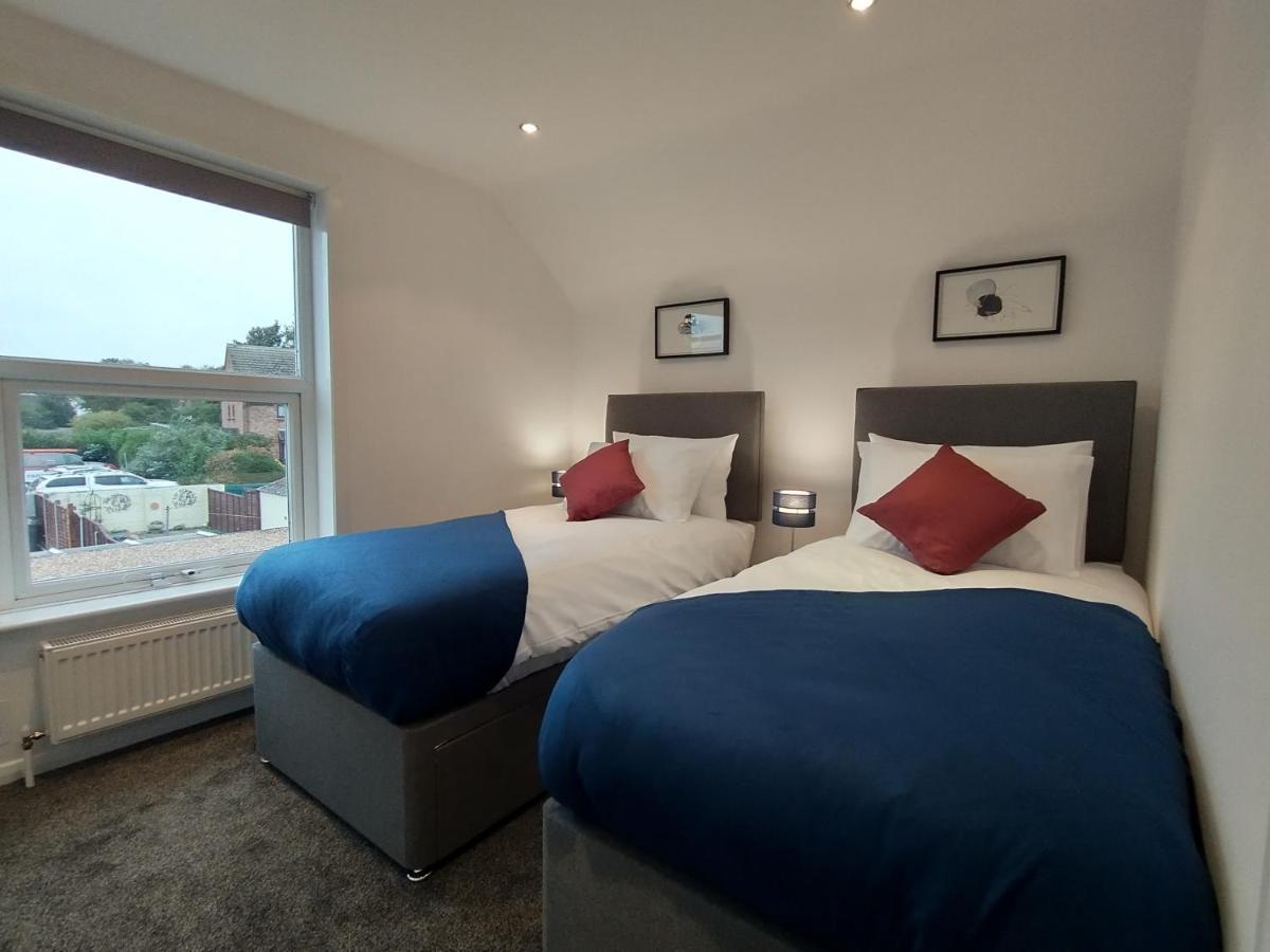 Chipad Duo - Comfy House With Parking And Garden Βίλα Τσίτσεστερ Εξωτερικό φωτογραφία
